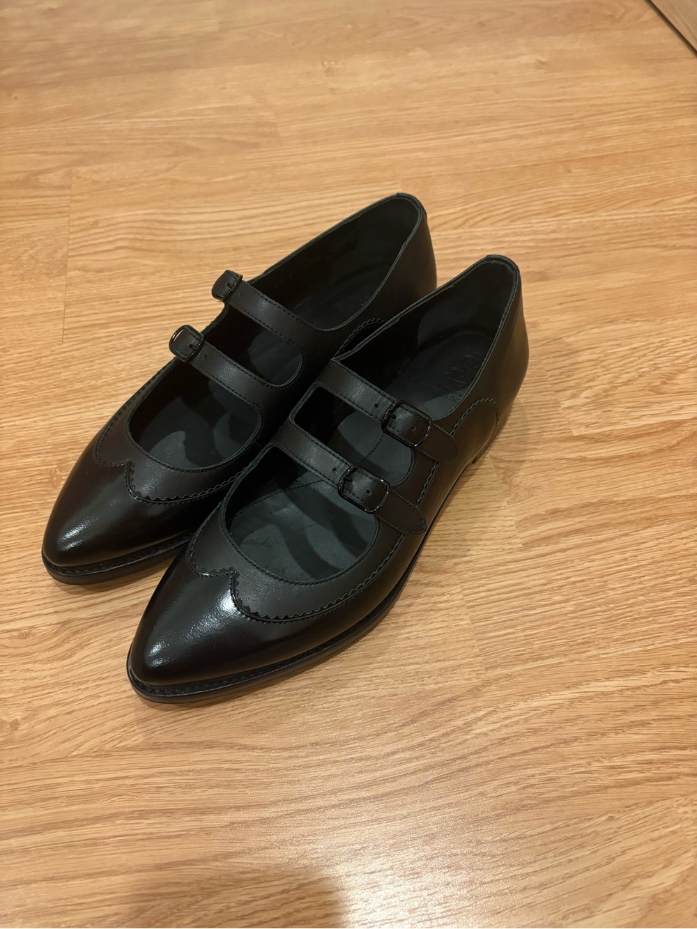 Angela Scott Pointed Double-Strap Mary Jane Flats - Black